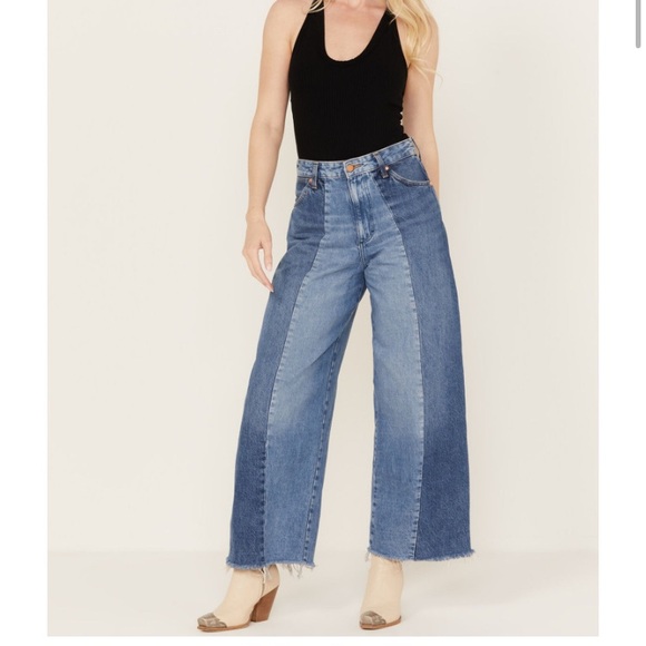Wrangler High Rise Wide Leg Jeans - Picture 1 of 5